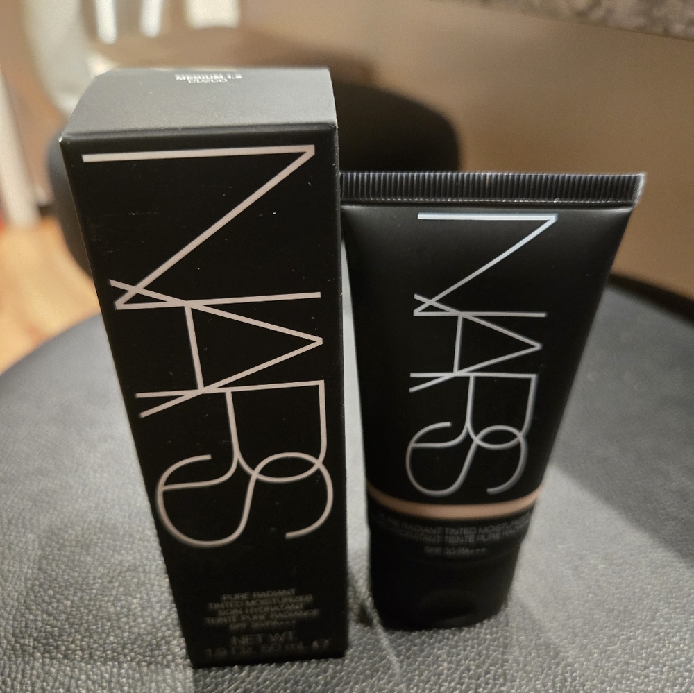 NARS Pure Radiant Tinted Moisturizer -Cuzco Medium 1.5 NIB